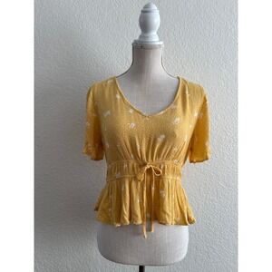 SO Peplum Top Size M Mustard Yellow Floral V-Neck Short Sleeve Tie Waist Blouse
